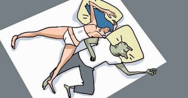 CADA UNO EN SU ESPACIO CON LOS PIES ENTRELAZADOS